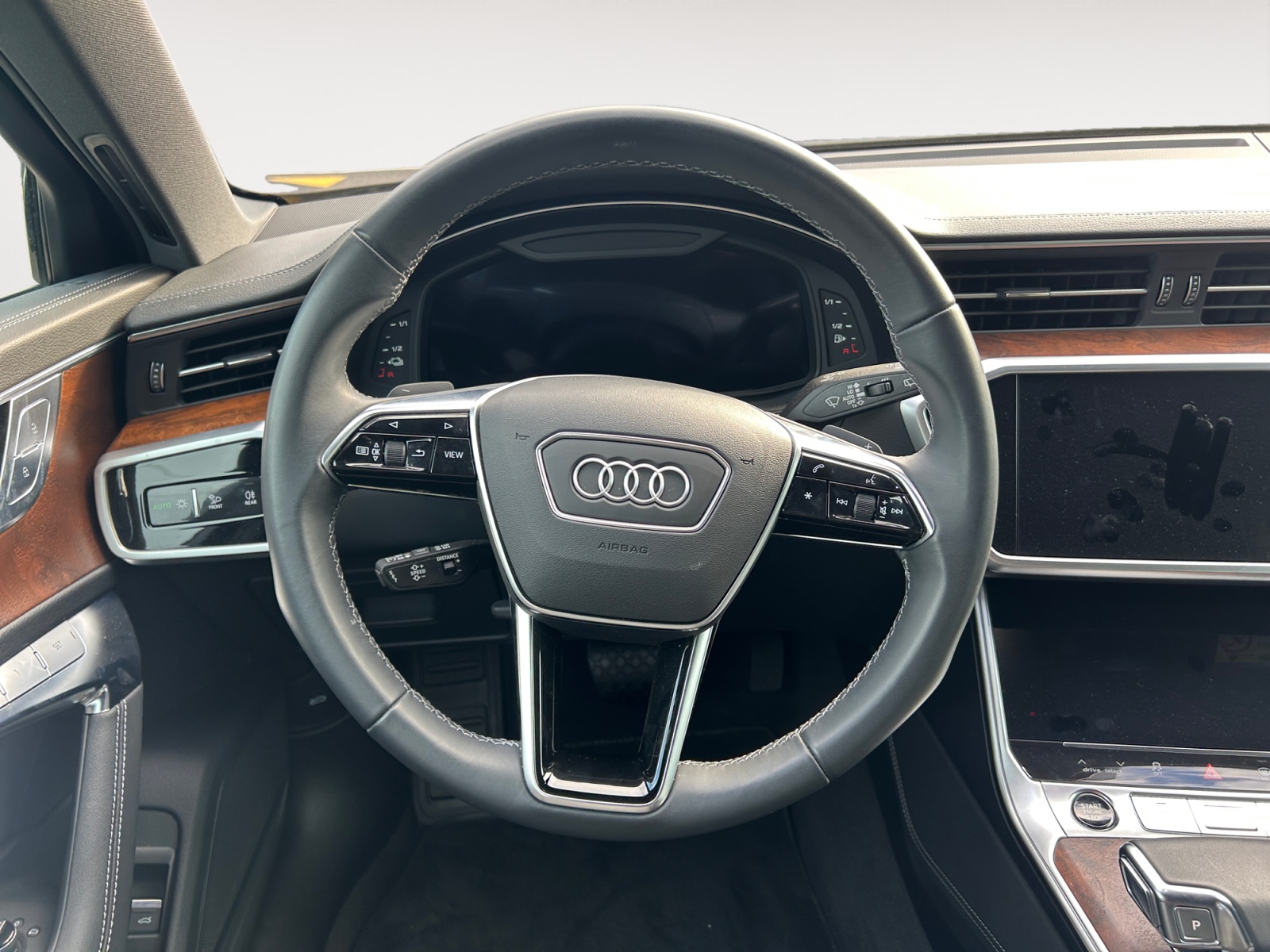 A6 Avant 50 TFSIe 299 ch S tronic 7 Quattro