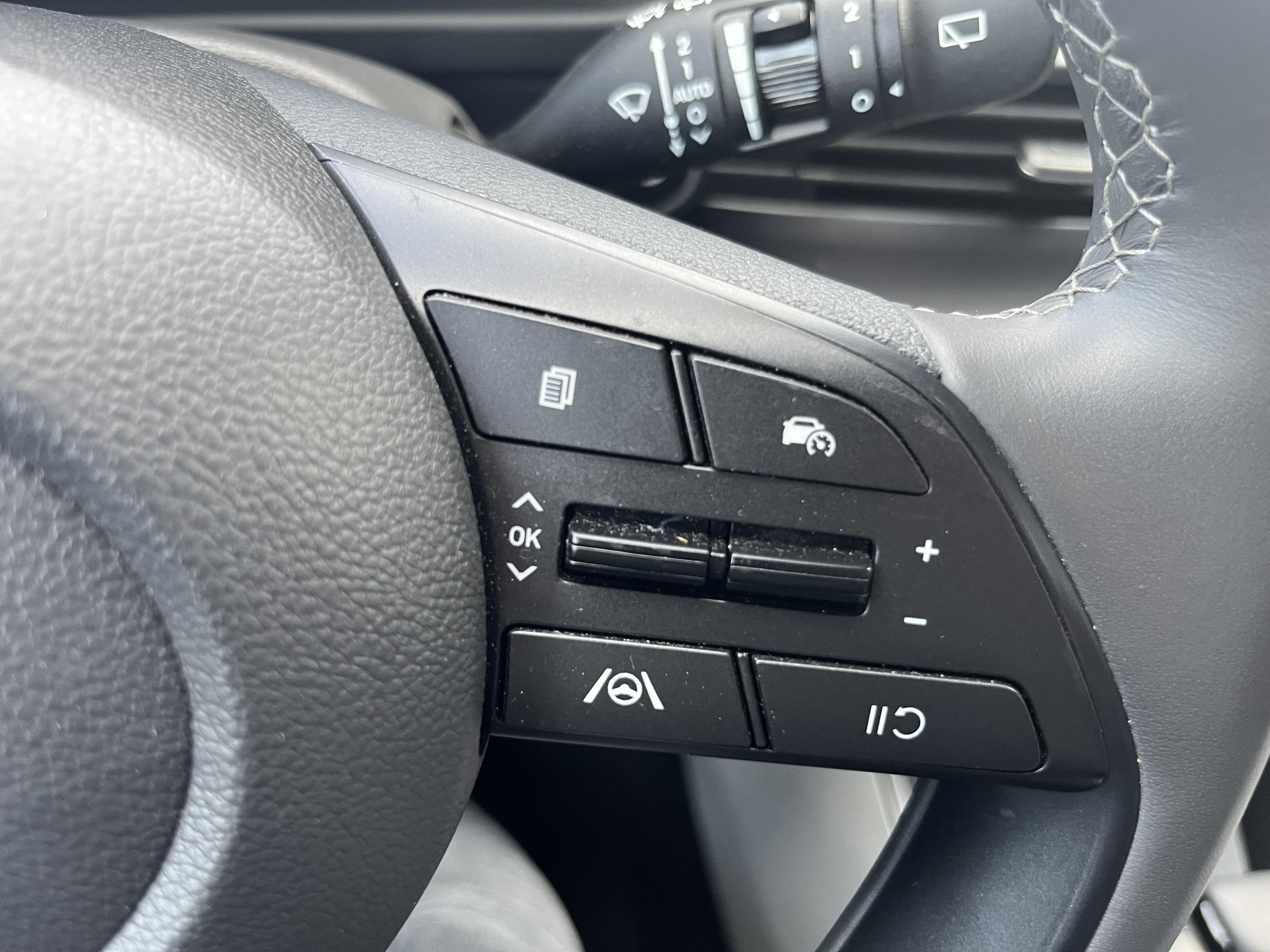 Bayon 1.0 T-GDi 100 DCT-7 Hybrid 48V