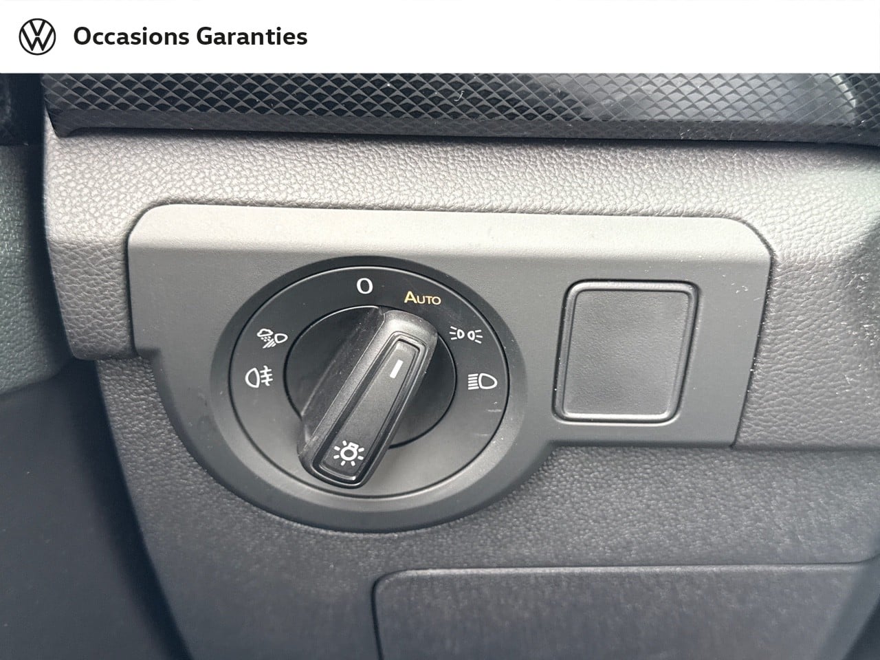 Voitures neuves VOLKSWAGEN UTILITAIRES CRAFTER VAN BUSINESS Dechy