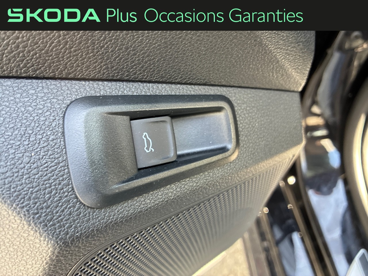 Voitures neuves Audi Q3 DIESEL S line Lens