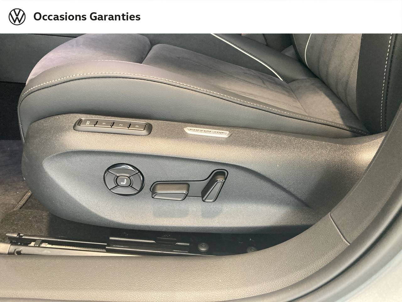 Voitures neuves VOLKSWAGEN PASSAT Life Plus Lens