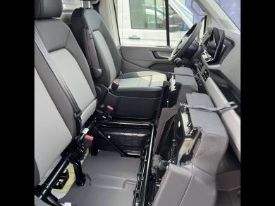 Voitures neuves VOLKSWAGEN UTILITAIRES CRAFTER CHASSIS CABINE BUSINESS Clermont-Ferrand