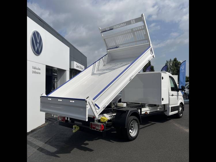 Voitures neuves VOLKSWAGEN UTILITAIRES CRAFTER CHASSIS CABINE BUSINESS Clermont-Ferrand