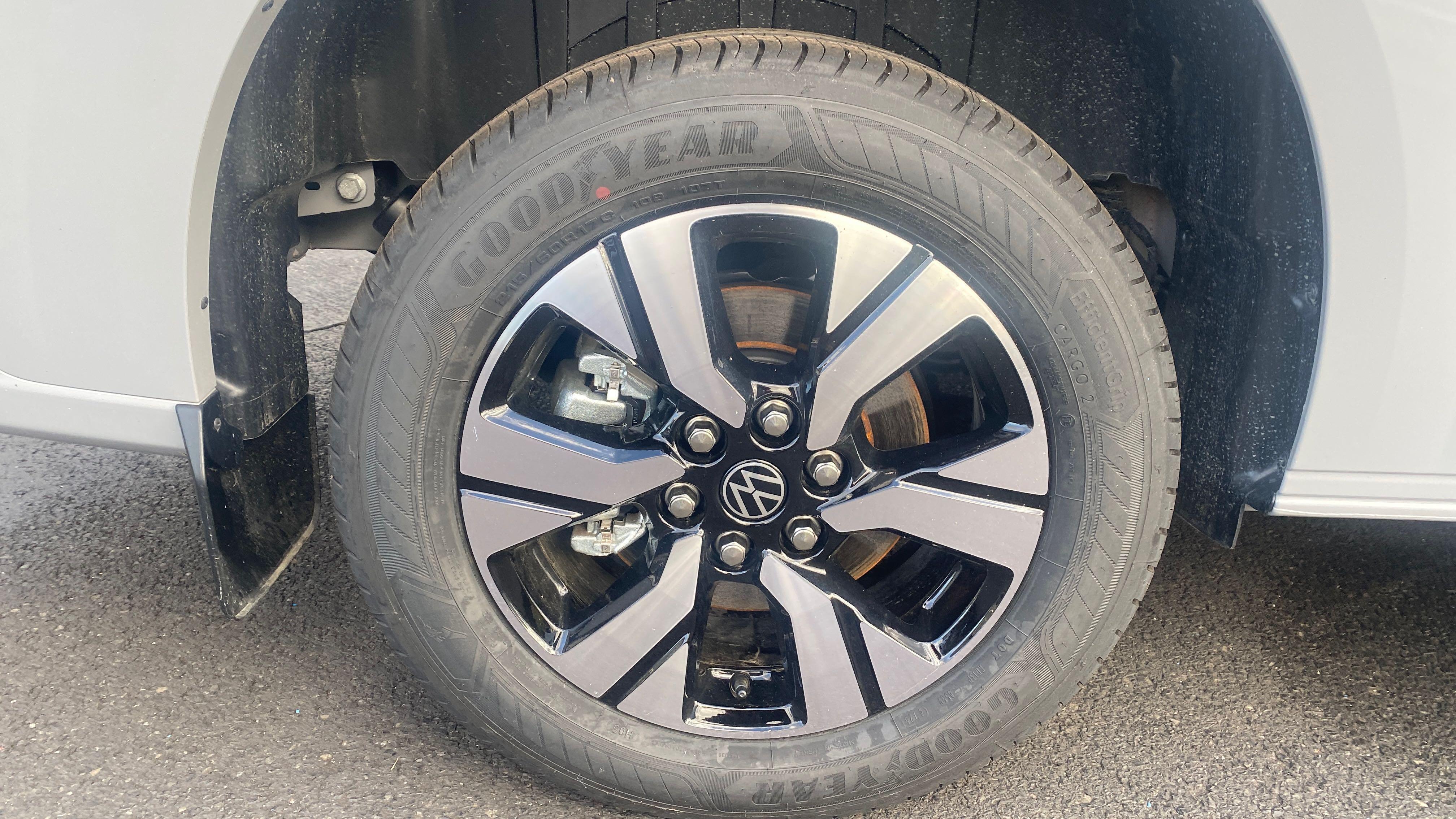 Voitures neuves VOLKSWAGEN UTILITAIRES TRANSPORTER VAN BUSINESS Clermont-Ferrand