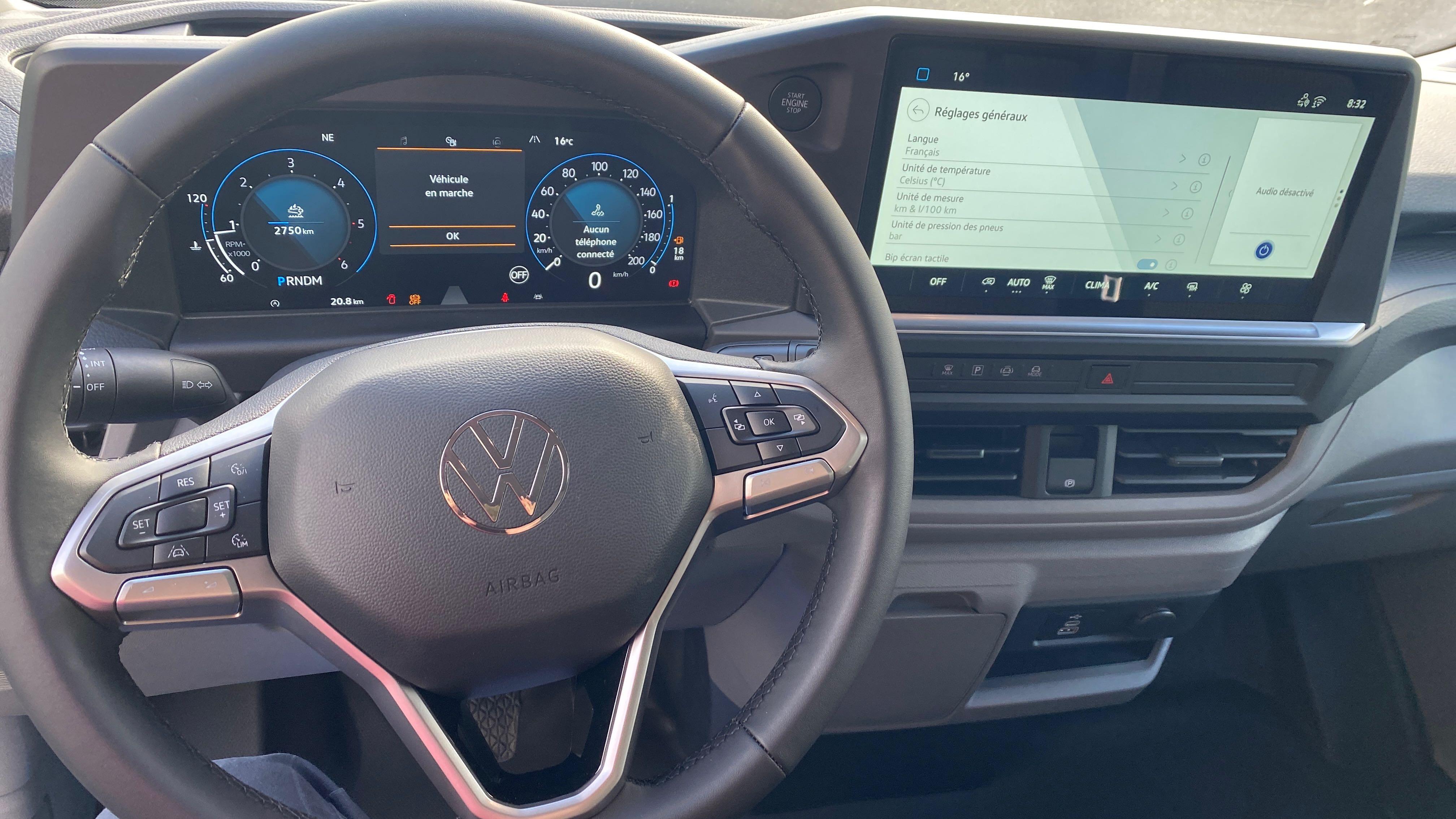 Voitures neuves VOLKSWAGEN UTILITAIRES TRANSPORTER VAN BUSINESS Clermont-Ferrand