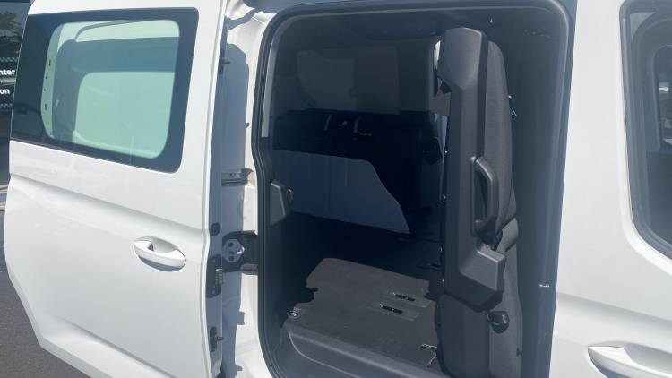 Voitures neuves VOLKSWAGEN UTILITAIRES CADDY CARGO MAXI FLEXIBLE BUSINESS Clermont-Ferrand