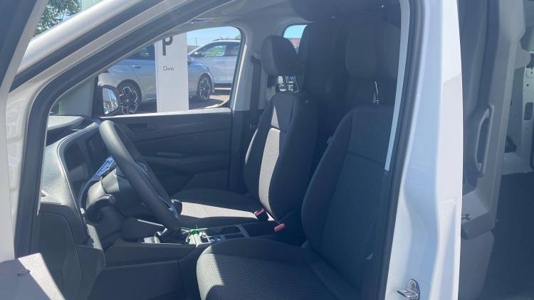 Voitures neuves VOLKSWAGEN UTILITAIRES CADDY CARGO MAXI FLEXIBLE BUSINESS Clermont-Ferrand