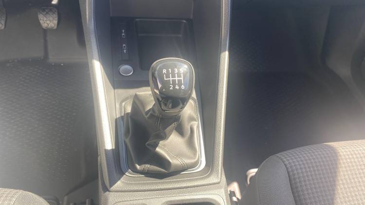 Voitures neuves VOLKSWAGEN UTILITAIRES CADDY CARGO MAXI FLEXIBLE BUSINESS Clermont-Ferrand