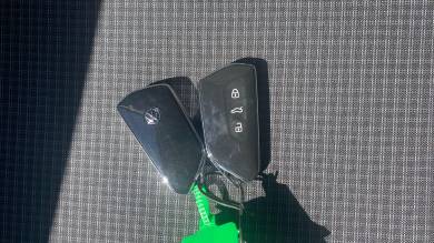 Voitures neuves VOLKSWAGEN UTILITAIRES CADDY CARGO MAXI FLEXIBLE BUSINESS Clermont-Ferrand