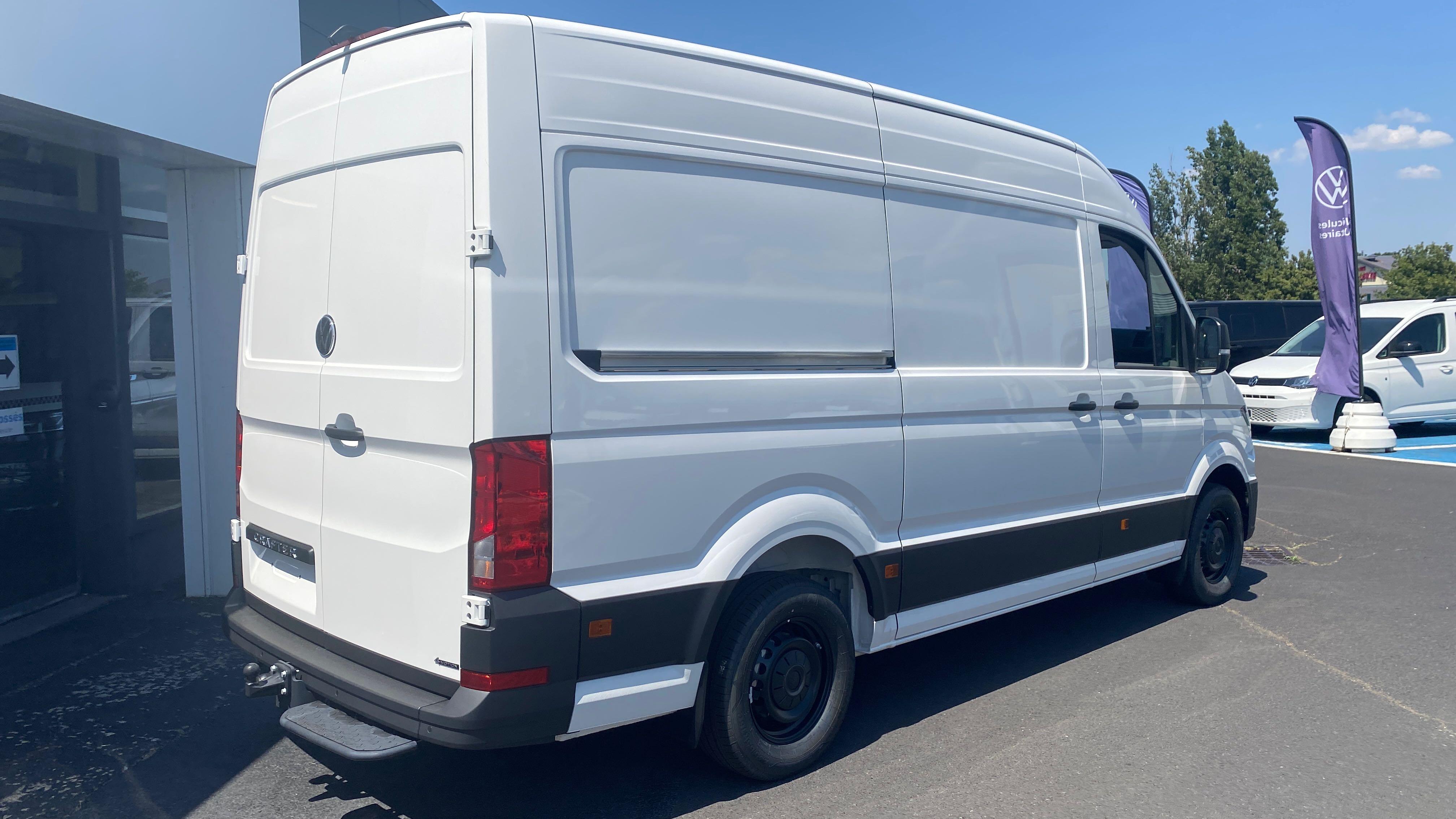 Voitures neuves VOLKSWAGEN UTILITAIRES CRAFTER PROCAB BUSINESS Clermont-Ferrand