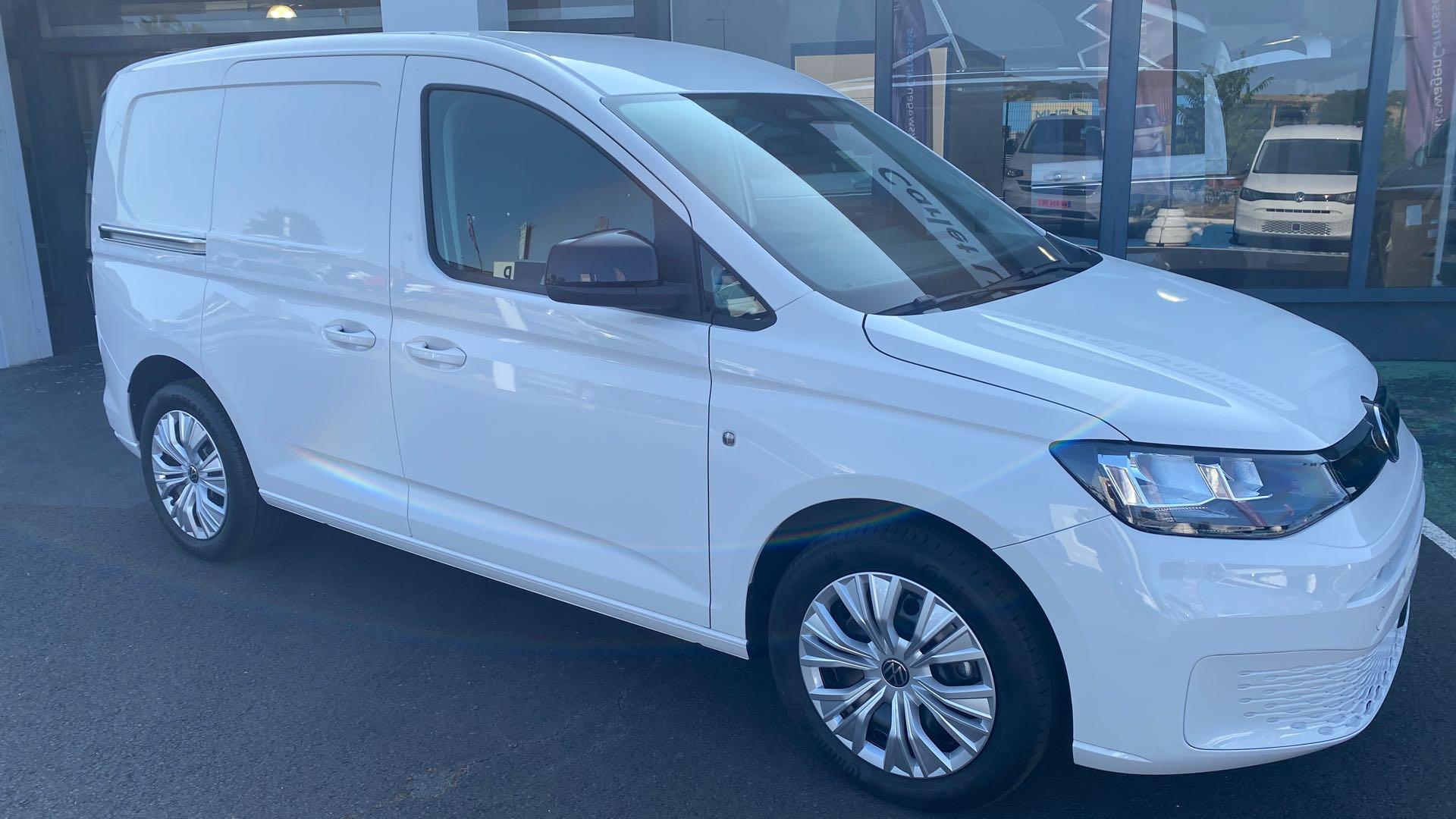 Voitures neuves VOLKSWAGEN UTILITAIRES Caddy Cargo BUSINESS Clermont-Ferrand