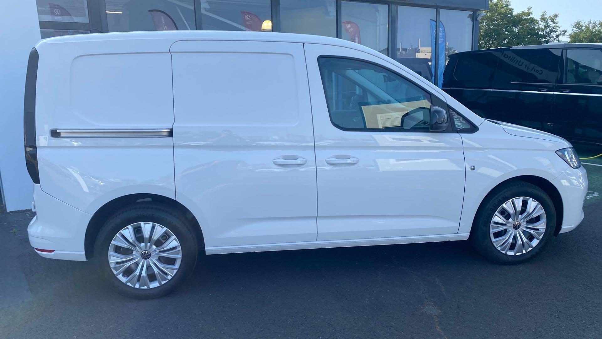 Voitures neuves VOLKSWAGEN UTILITAIRES Caddy Cargo BUSINESS Clermont-Ferrand