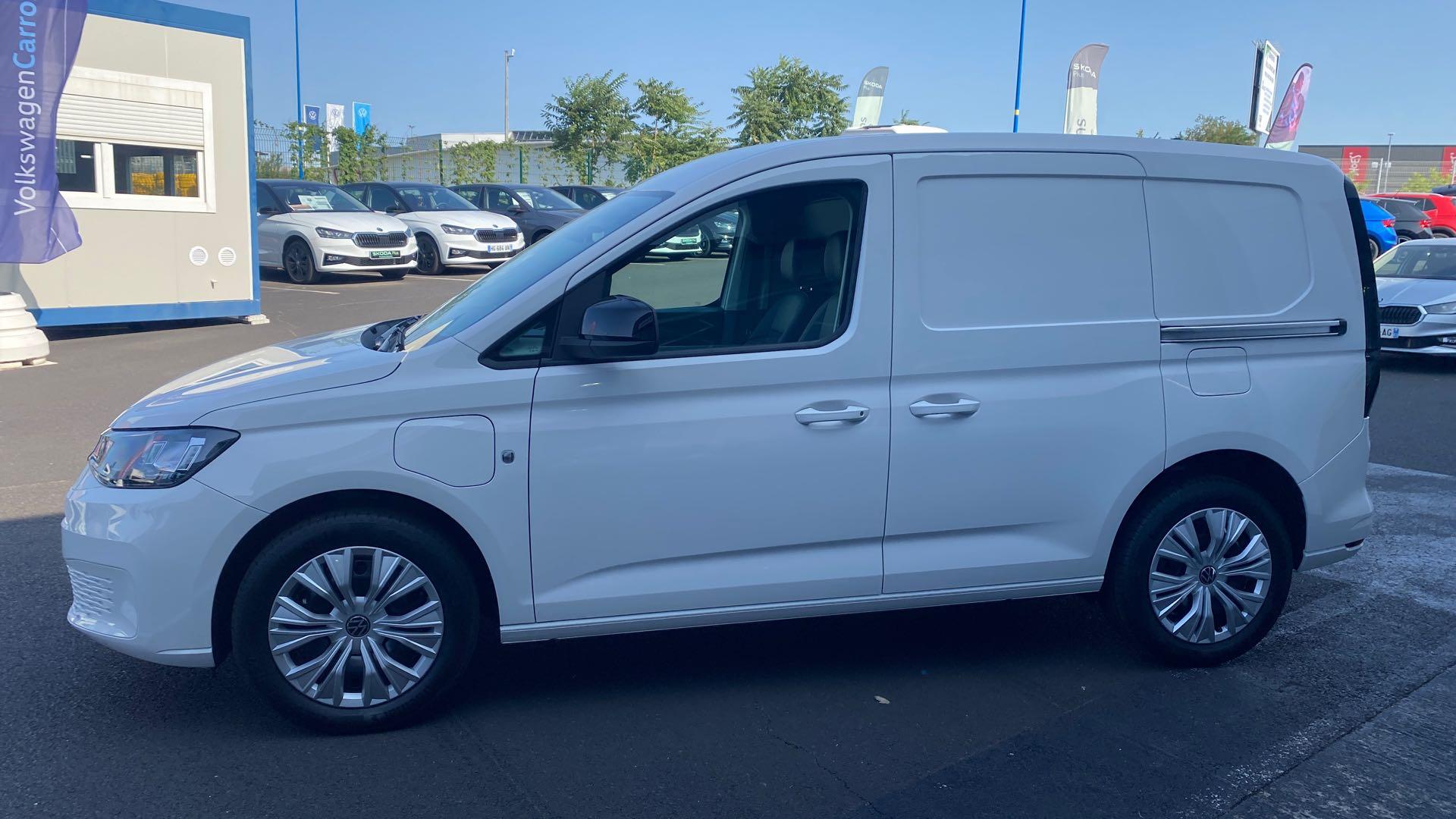 Voitures neuves VOLKSWAGEN UTILITAIRES Caddy Cargo BUSINESS Clermont-Ferrand