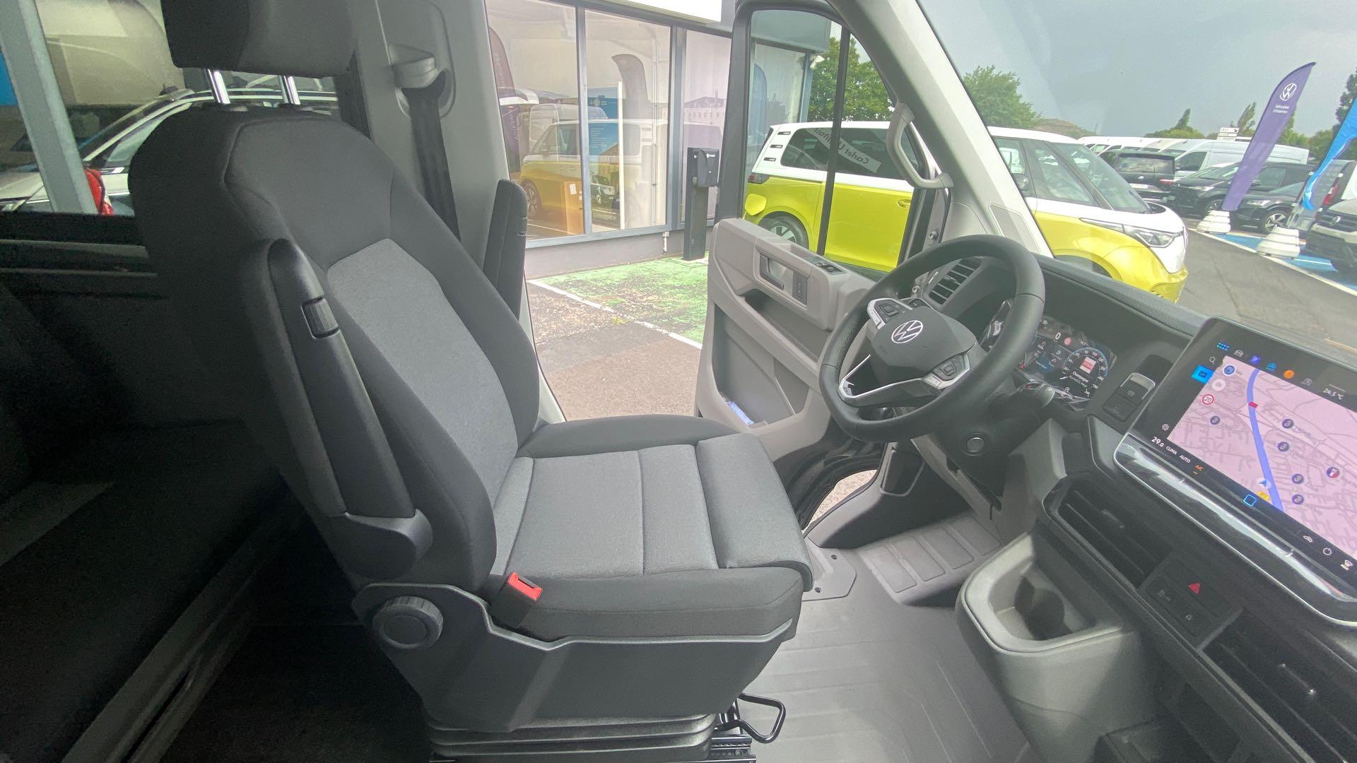 Voitures neuves VOLKSWAGEN UTILITAIRES CRAFTER PROCAB BUSINESS Clermont-Ferrand