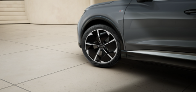 Voitures neuves Audi Q4 E-TRON SPORTBACK S line Paris