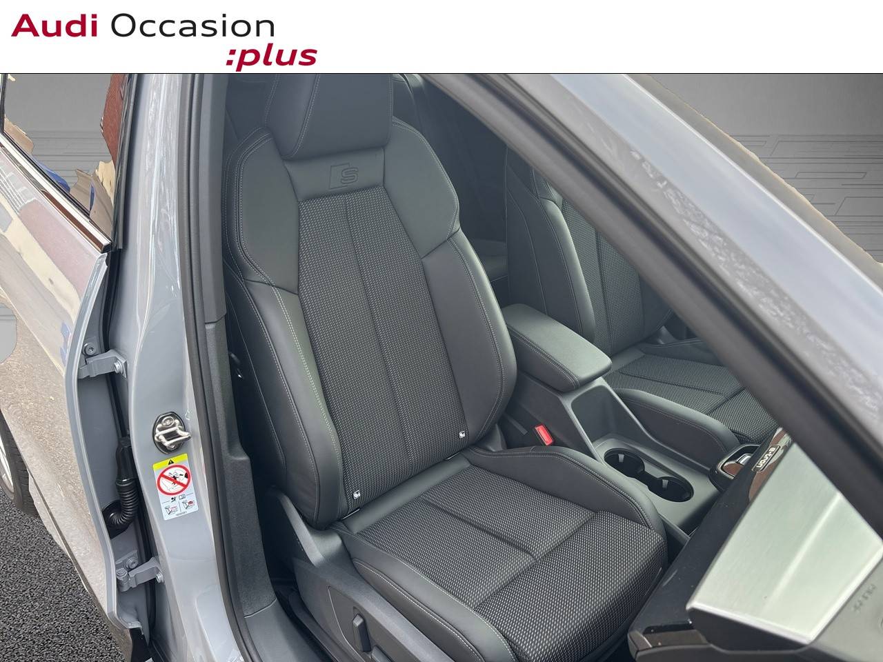 Voitures neuves Audi Q4 e-tron  Paris