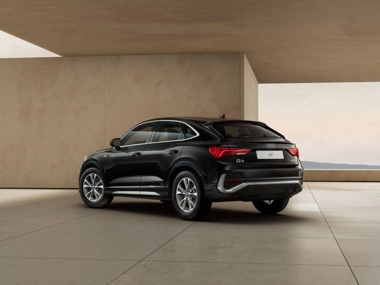 Voitures neuves Audi Q3 Sportback S line Paris