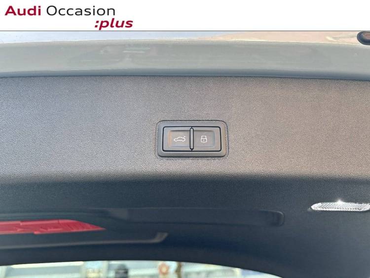 Voitures neuves Audi Q3 HYBRIDE S line Paris