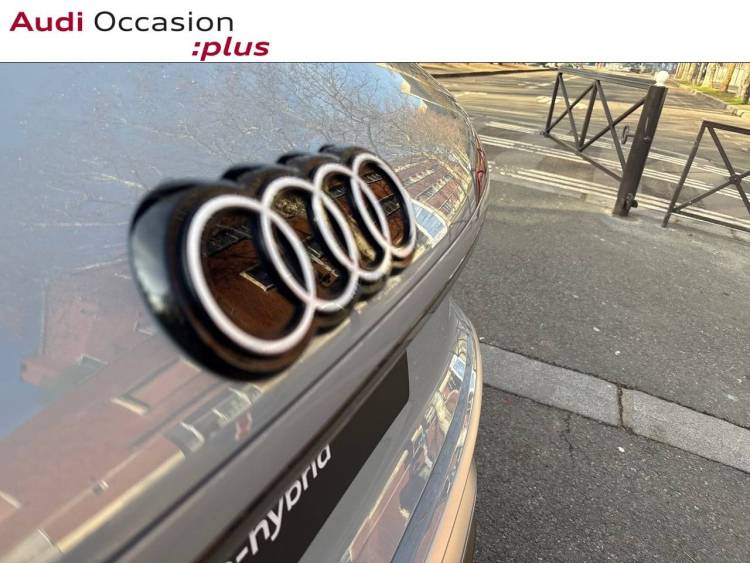 Voitures neuves Audi Q3 HYBRIDE S line Paris