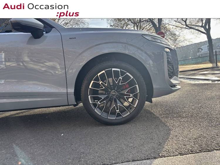 Voitures neuves Audi Q3 HYBRIDE S line Paris