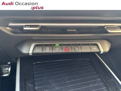 Voitures neuves Audi Q3 HYBRIDE S line Paris