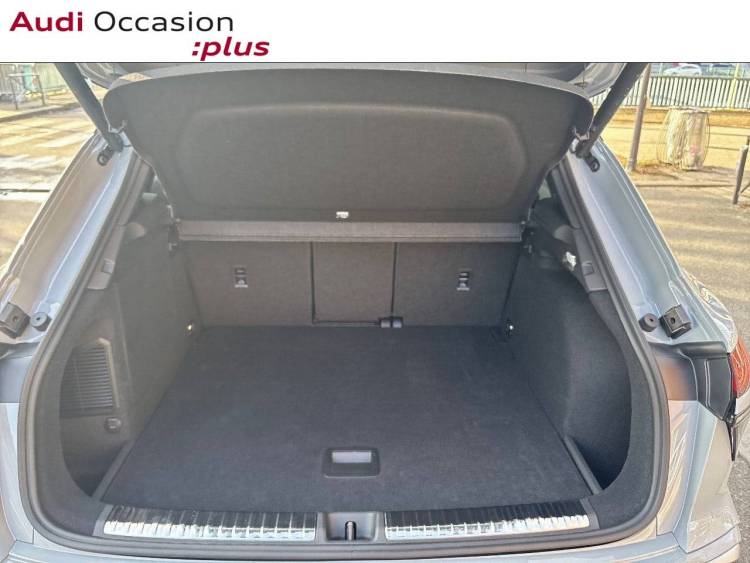 Voitures neuves Audi Q3 HYBRIDE S line Paris