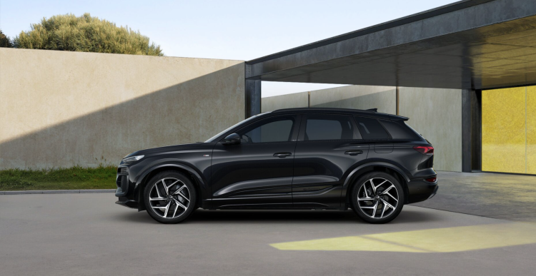 Voitures neuves Audi Q6 e-tron S line Vélizy-Villacoublay