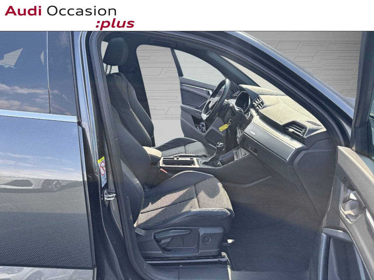 Voitures neuves Audi Q3 S line Mougins