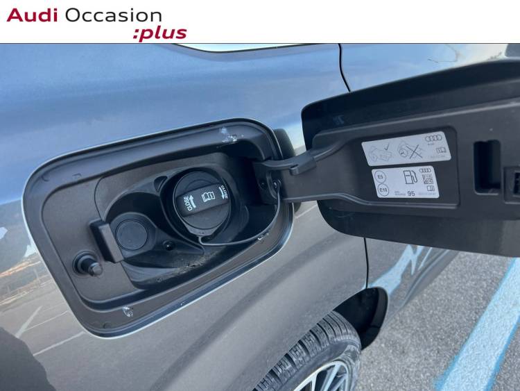 Voitures neuves Audi Q3 HYBRIDE S line Nice