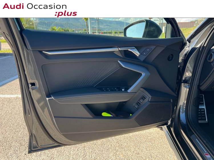 Voitures neuves Audi A3 Sportback S line Nice