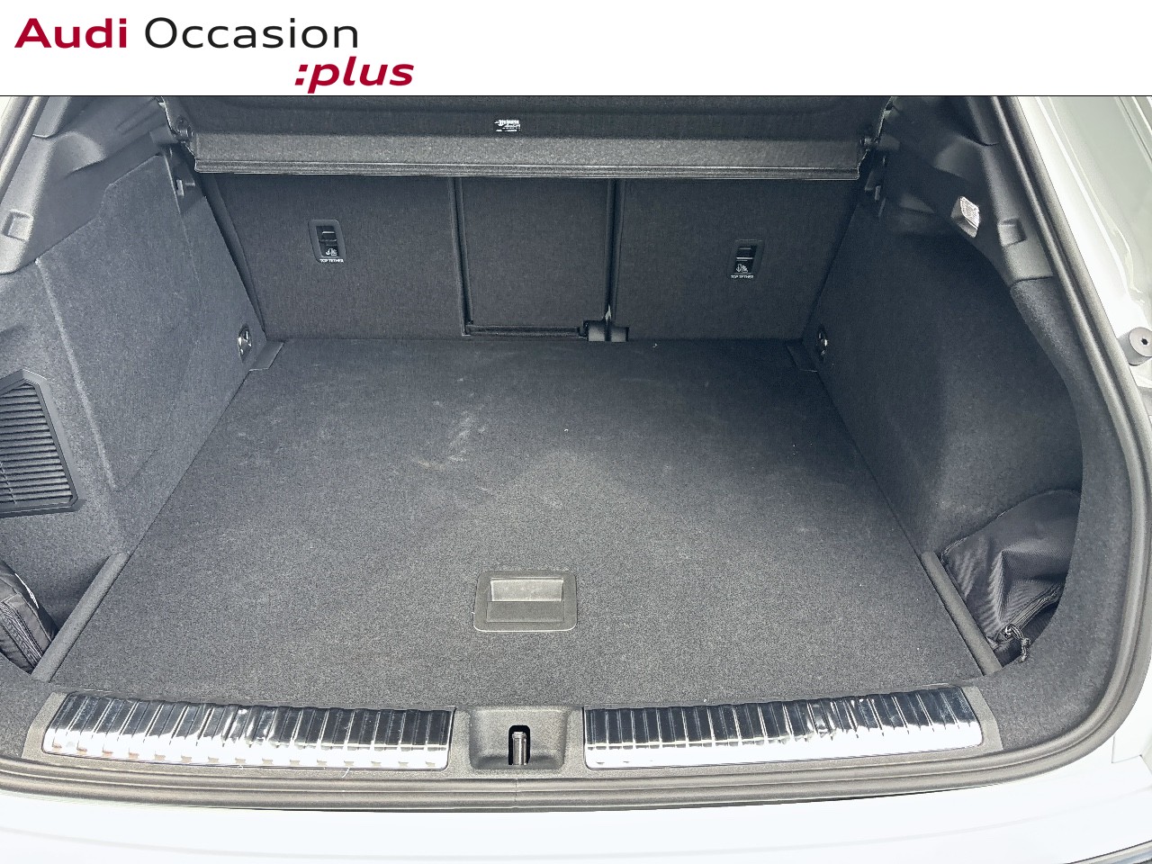 Voitures neuves Audi Q3 HYBRIDE S line Mougins
