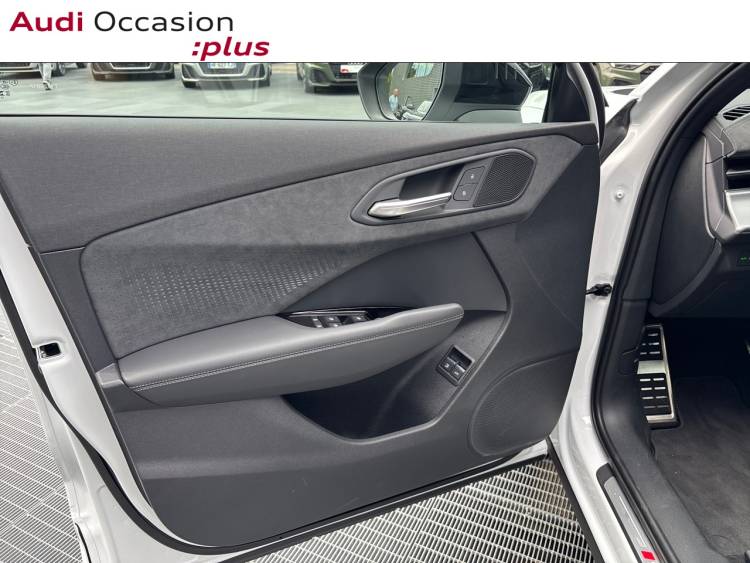 Voitures neuves Audi Q3 HYBRIDE S line Mougins