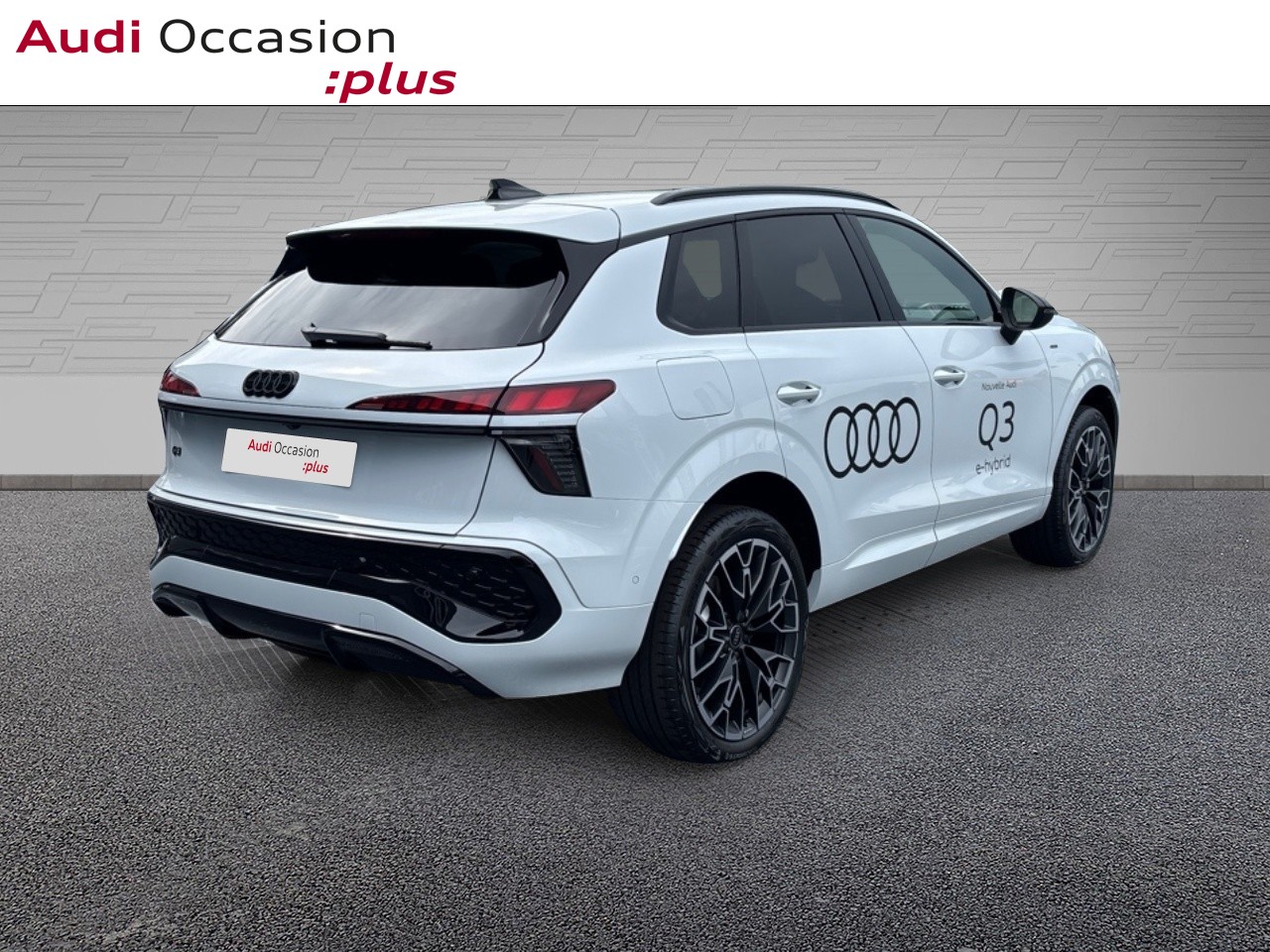 Voitures neuves Audi Q3 HYBRIDE S line Mougins