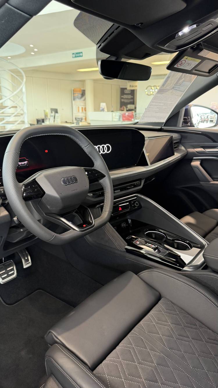 Voitures neuves Audi Q5 Sportback S line Augny