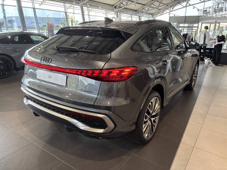 Voitures neuves Audi Q5 Sportback S line Augny
