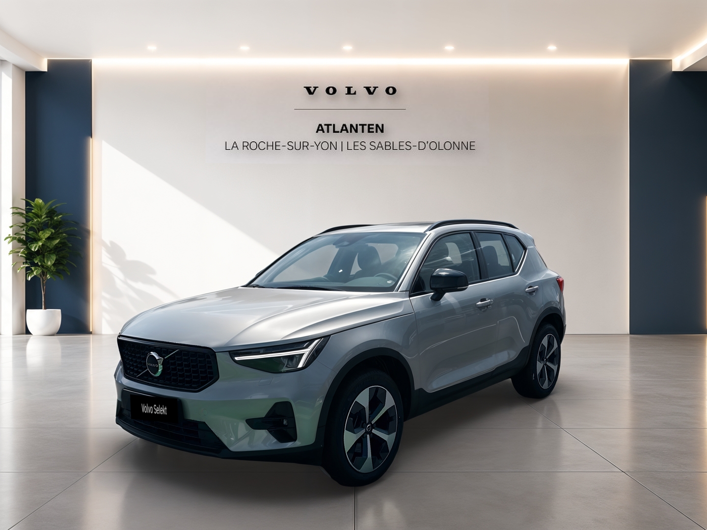 VOLVO XC40
