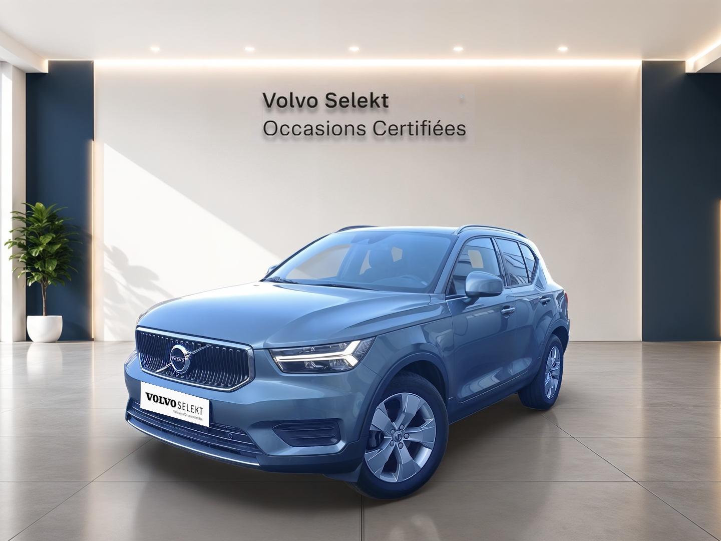 VOLVO XC40