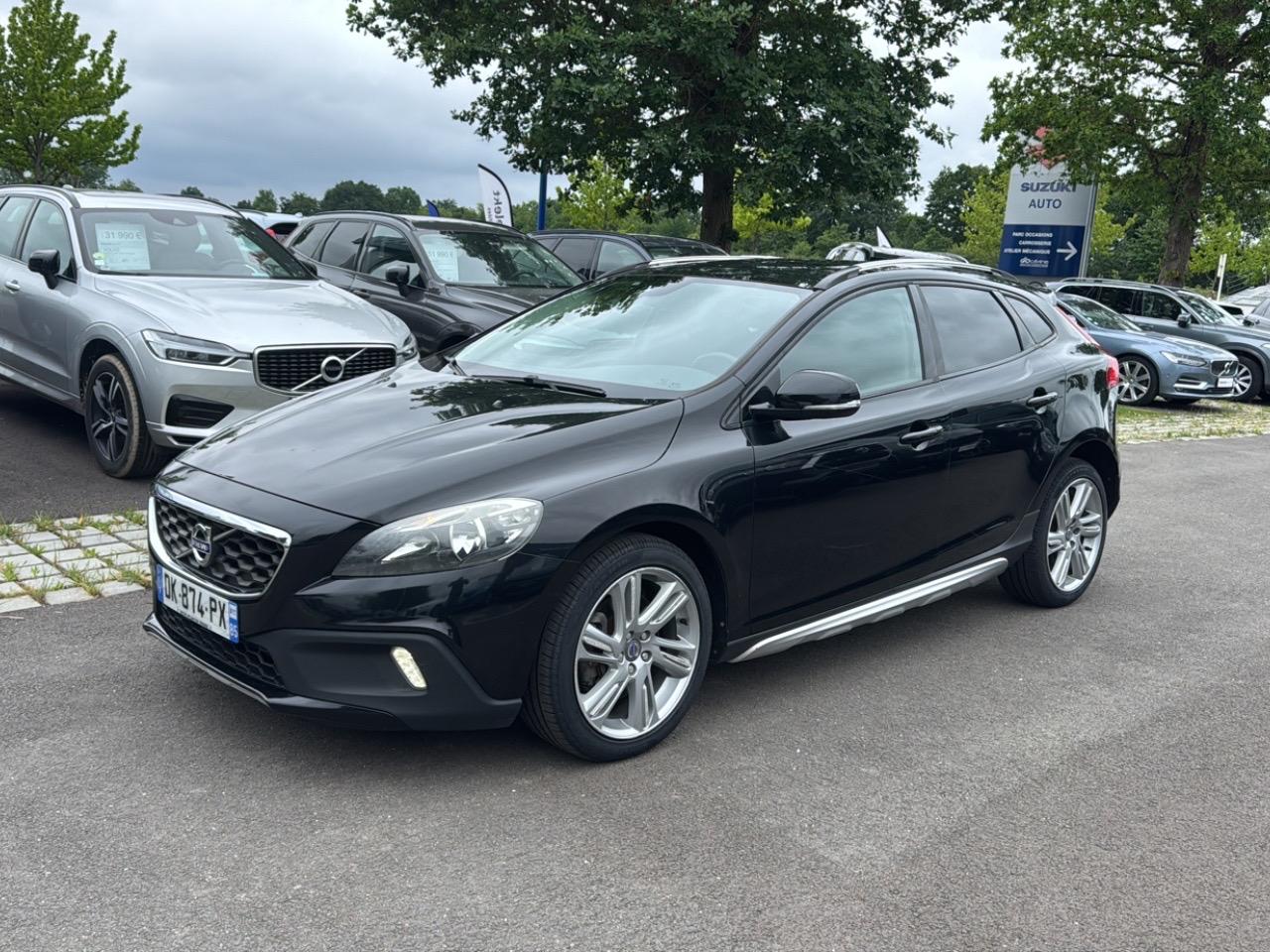 VOLVO V40