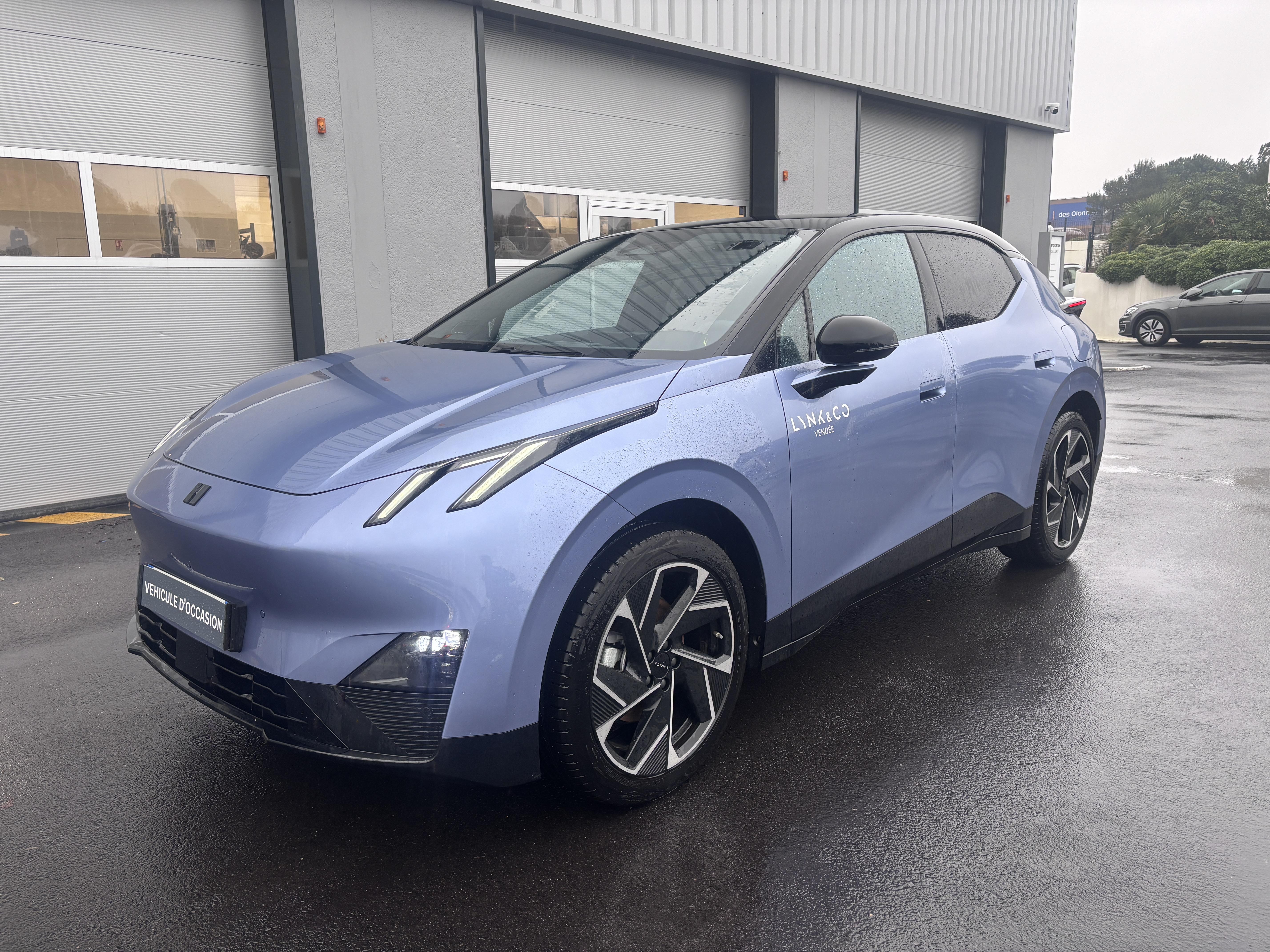 LYNK & CO 02