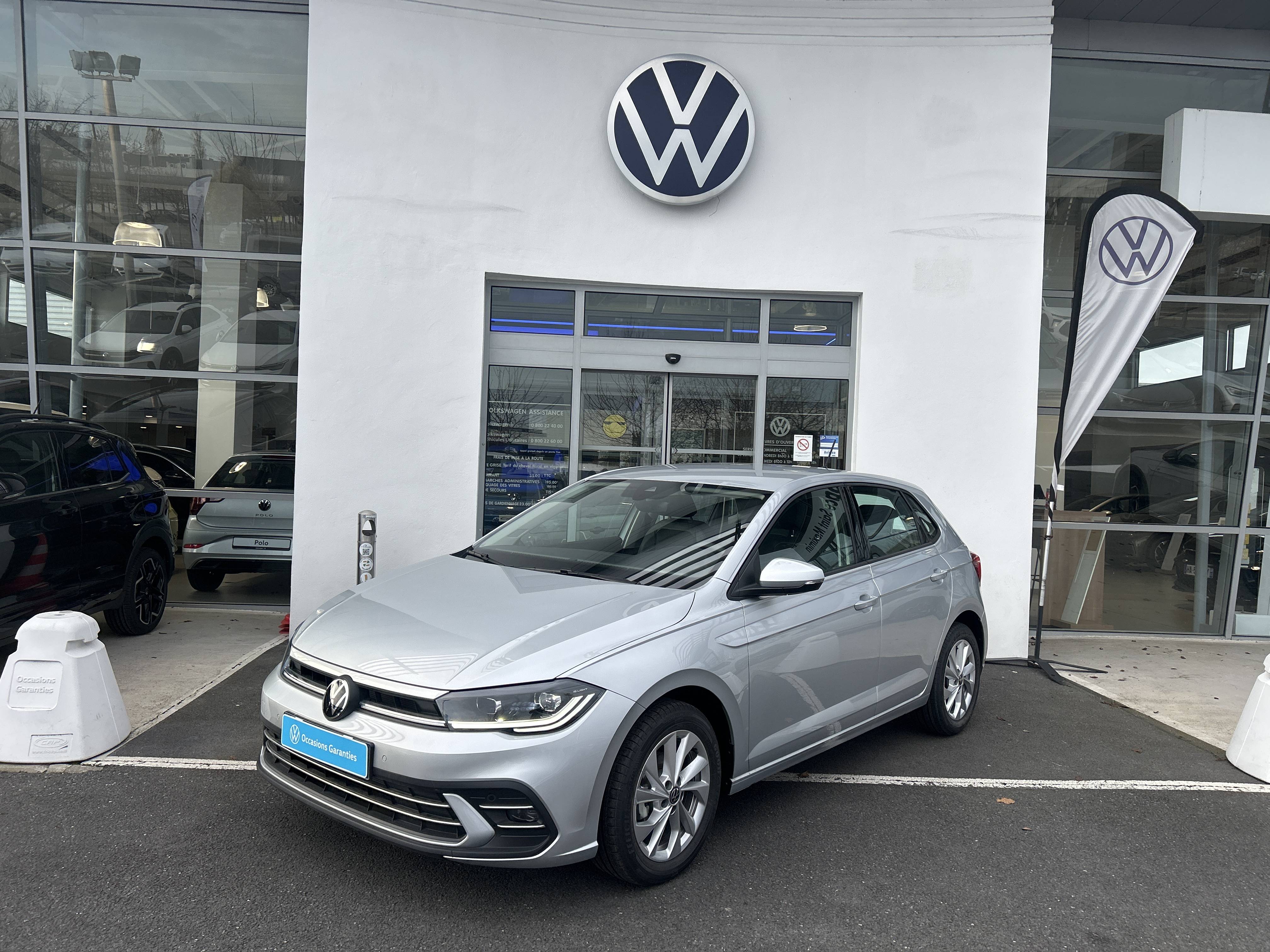 VOLKSWAGEN POLO
