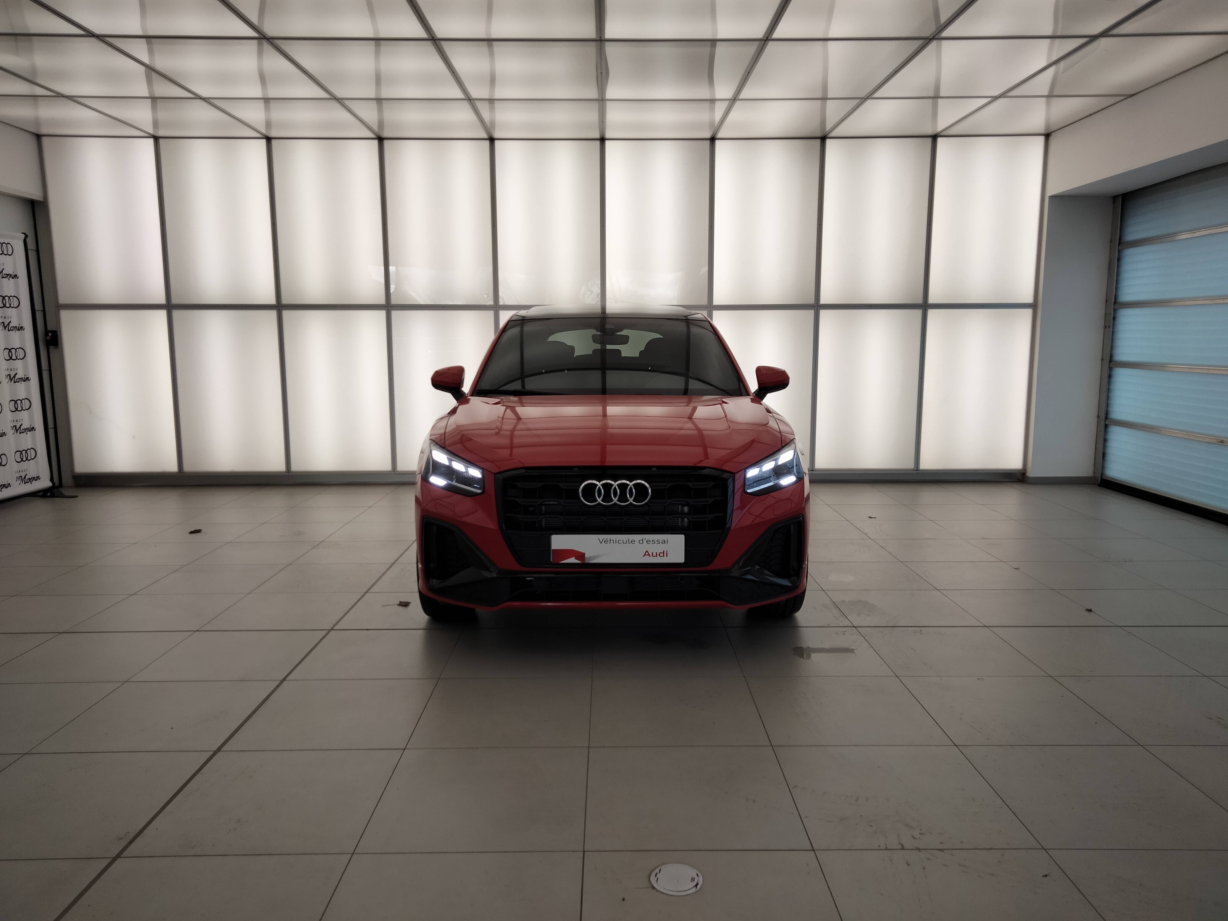 AUDI Q2