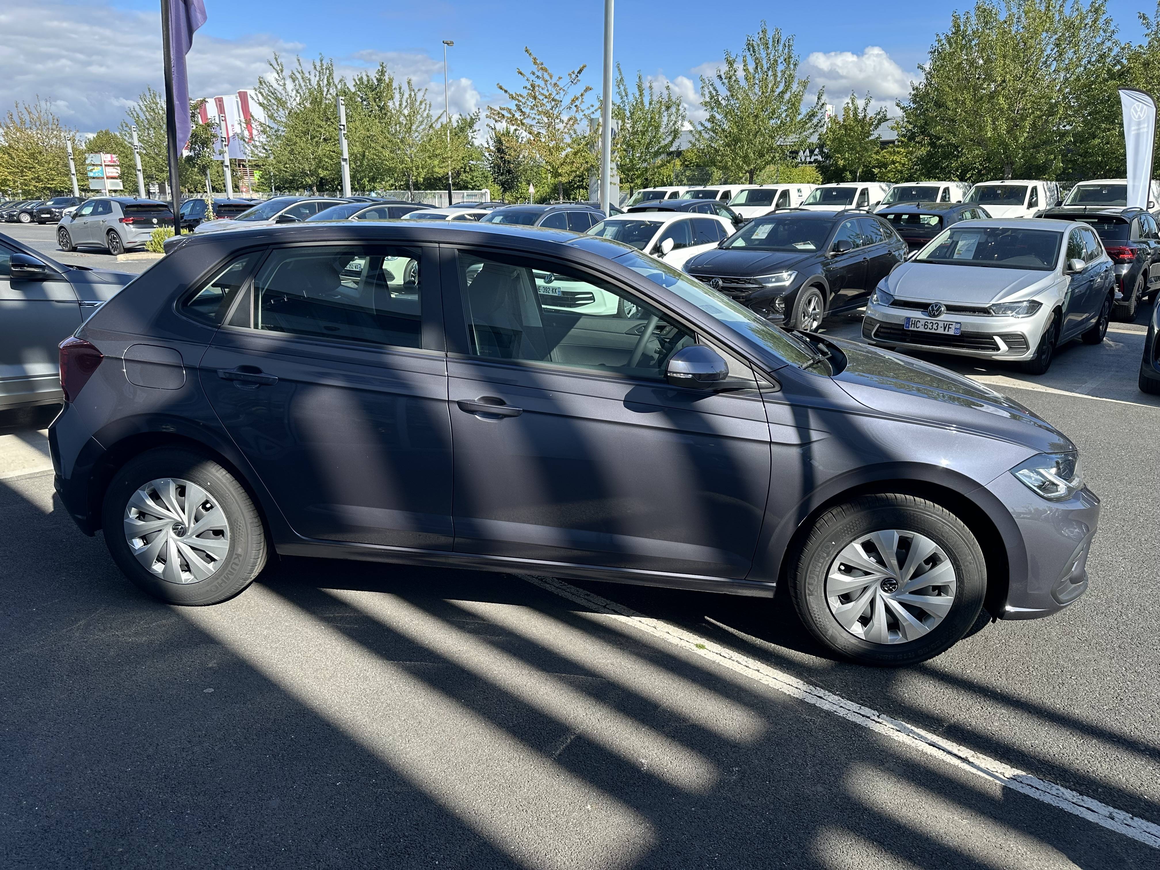 VOLKSWAGEN POLO