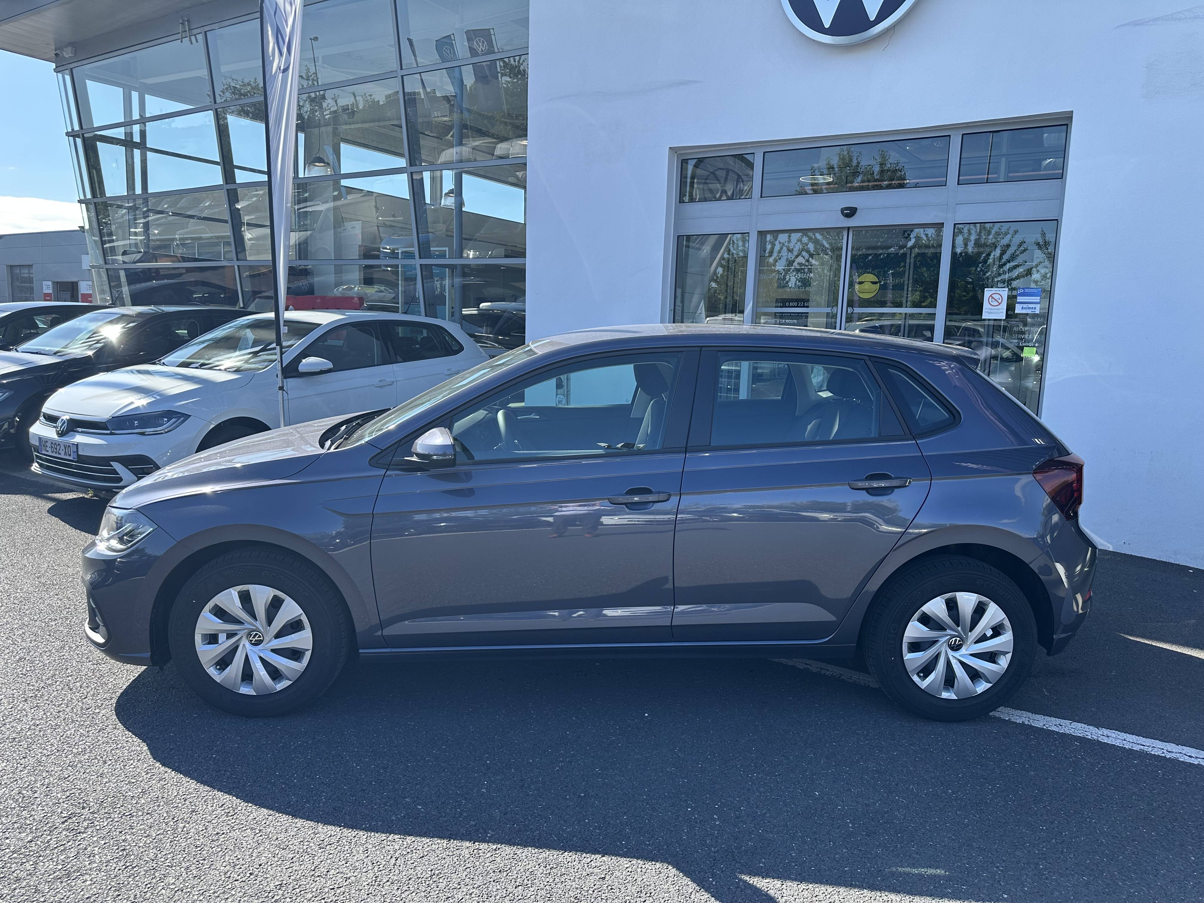 VOLKSWAGEN POLO