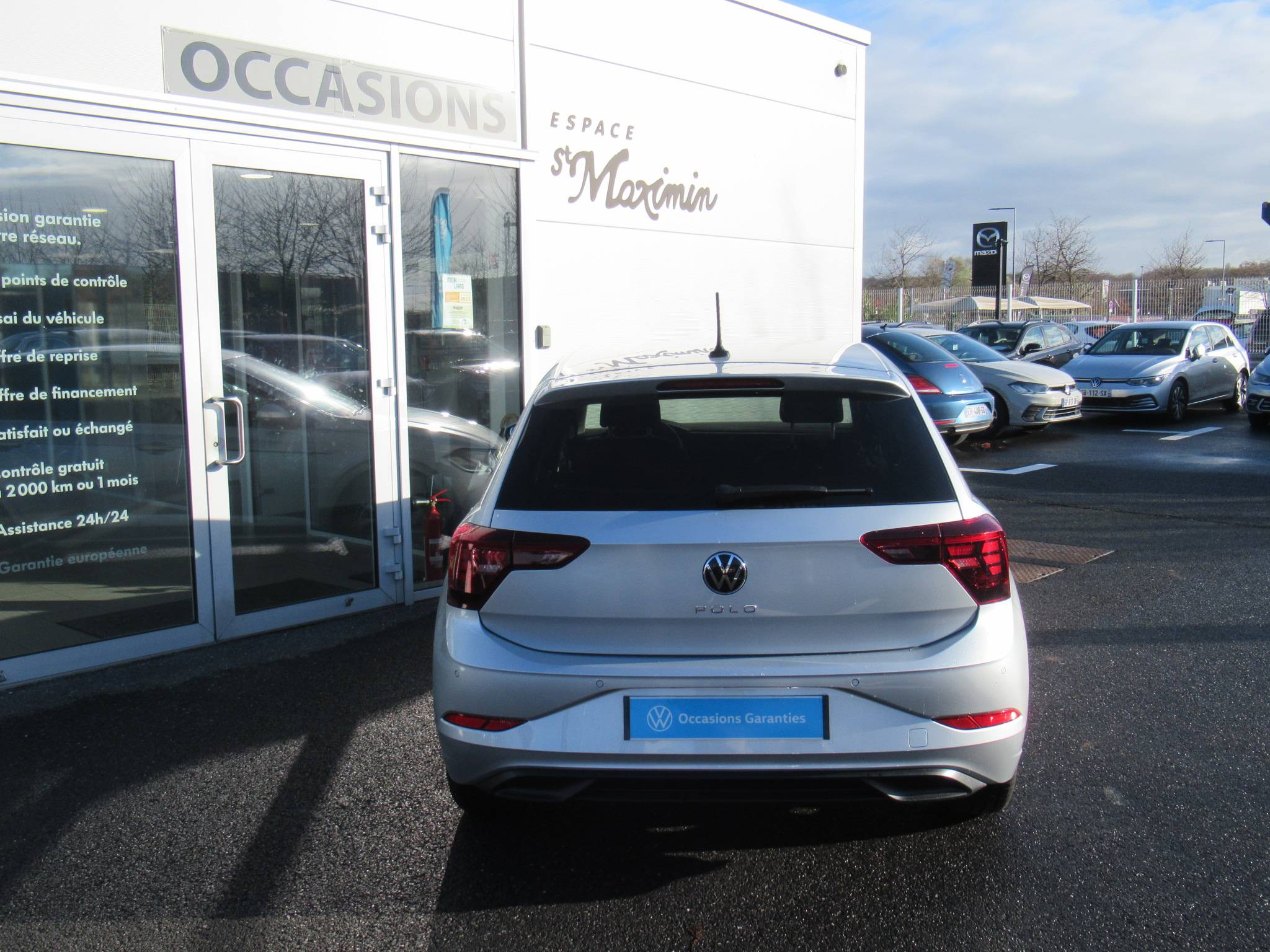 VOLKSWAGEN POLO