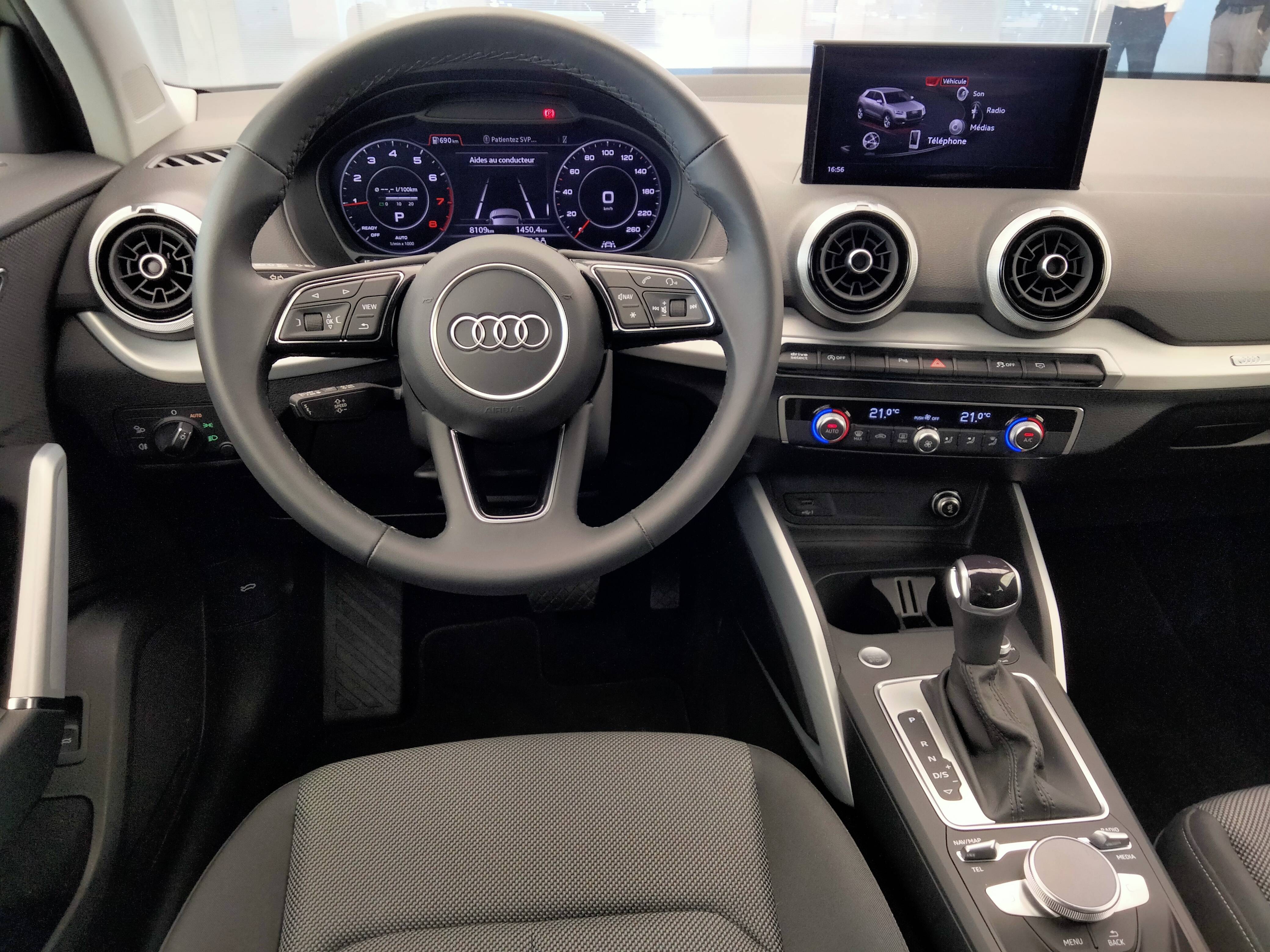 AUDI Q2