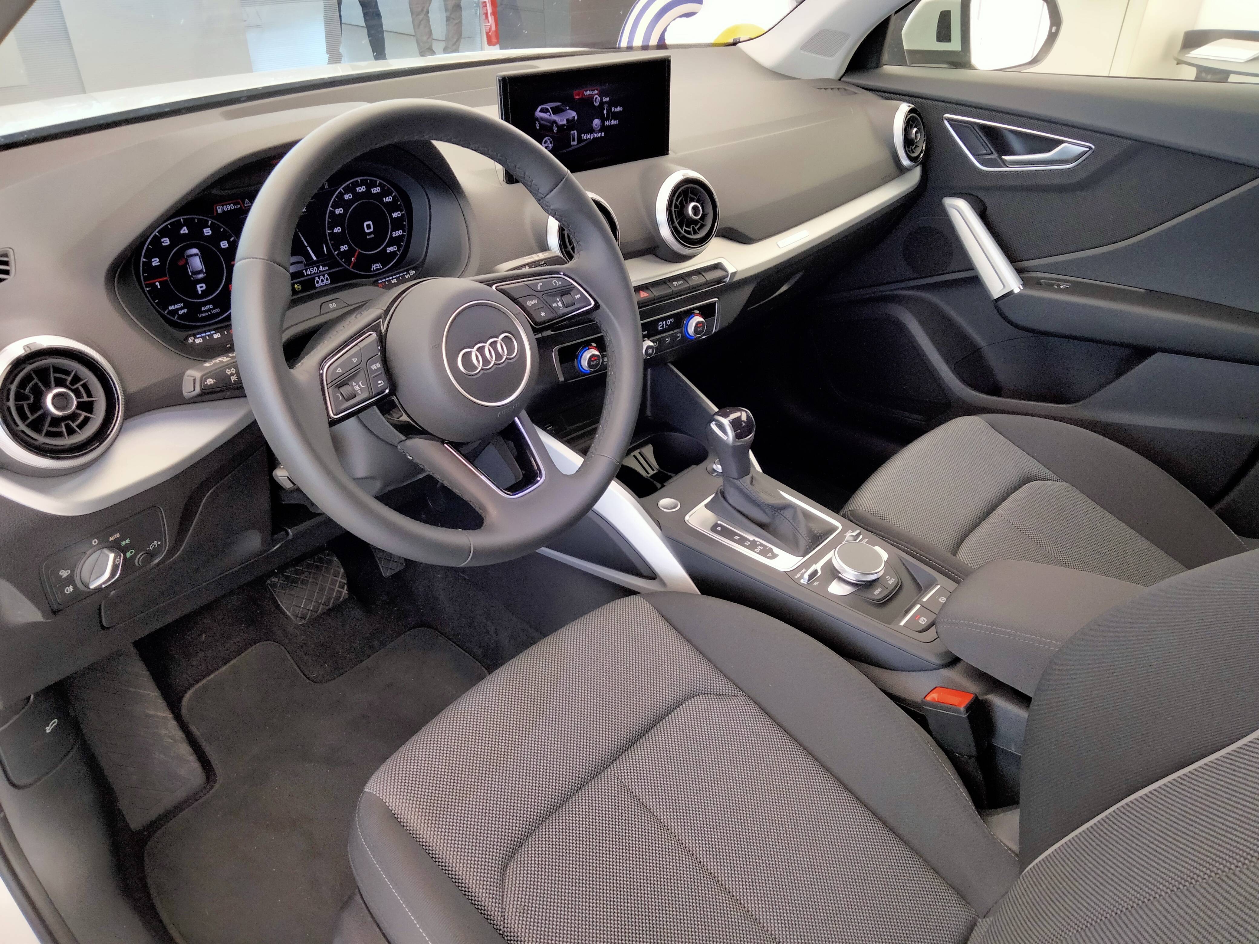 AUDI Q2