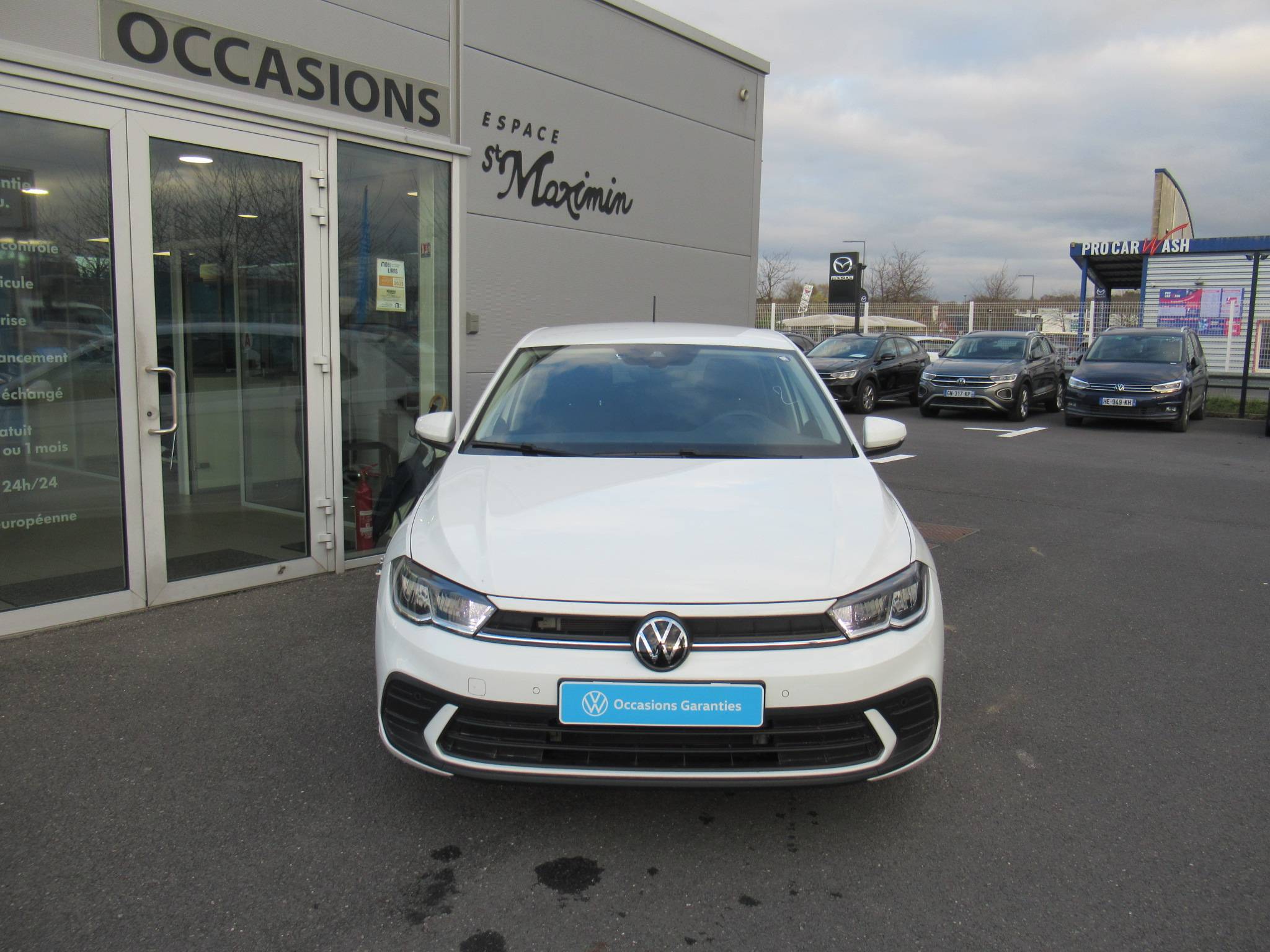 VOLKSWAGEN POLO