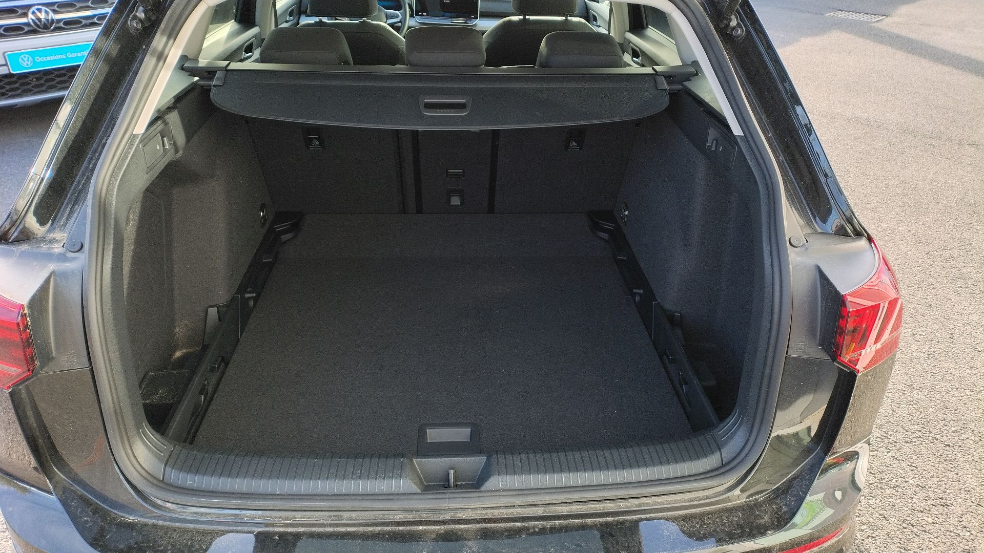 VOLKSWAGEN GOLF SW