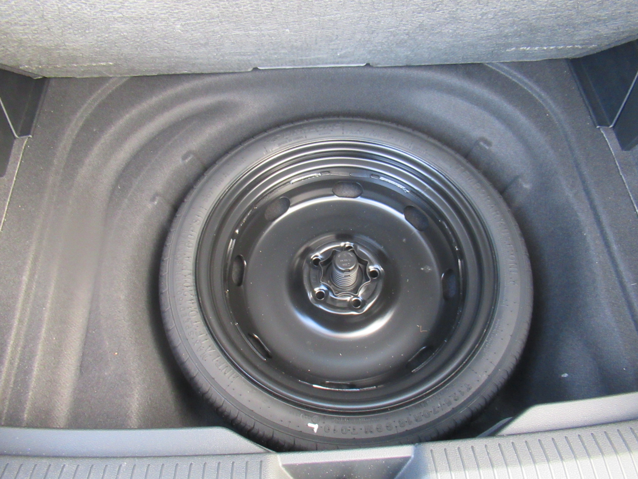 VOLKSWAGEN GOLF SW