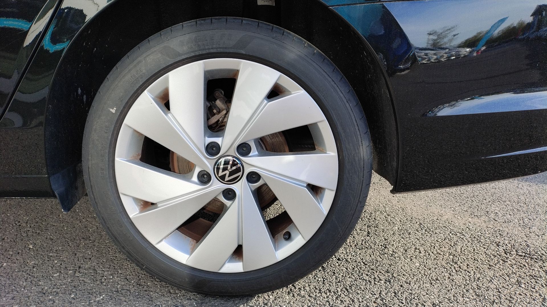 VOLKSWAGEN GOLF SW